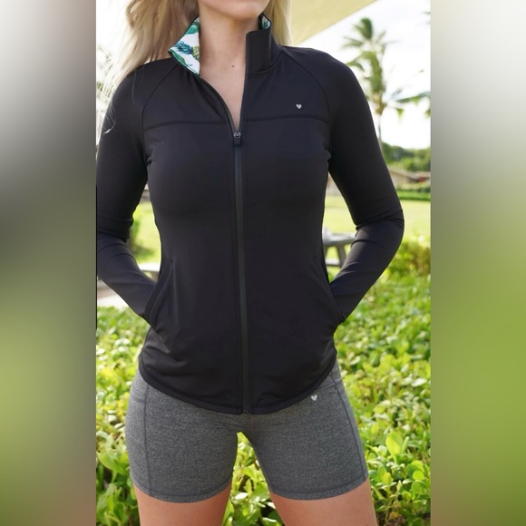 Love Fitness Apparel Tops - LOVE FITNESS APPAREL Premium Tropic Jacket Women’s Large EUC